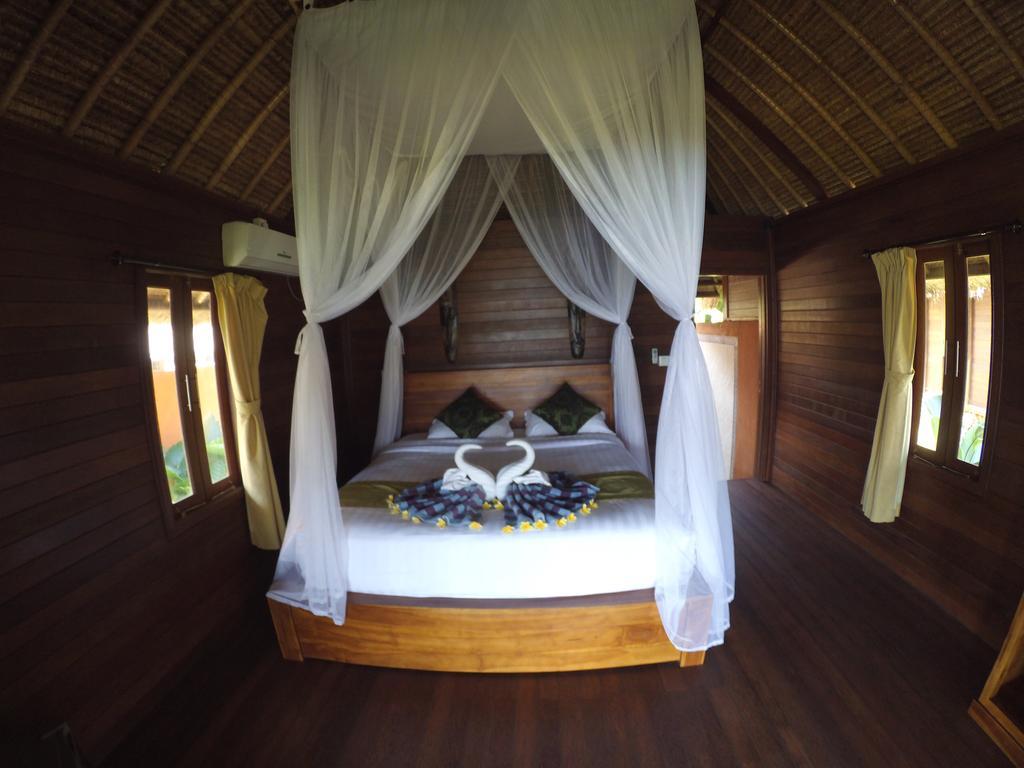 Laguna Reef Huts Nusa Lembongan  Bagian luar foto