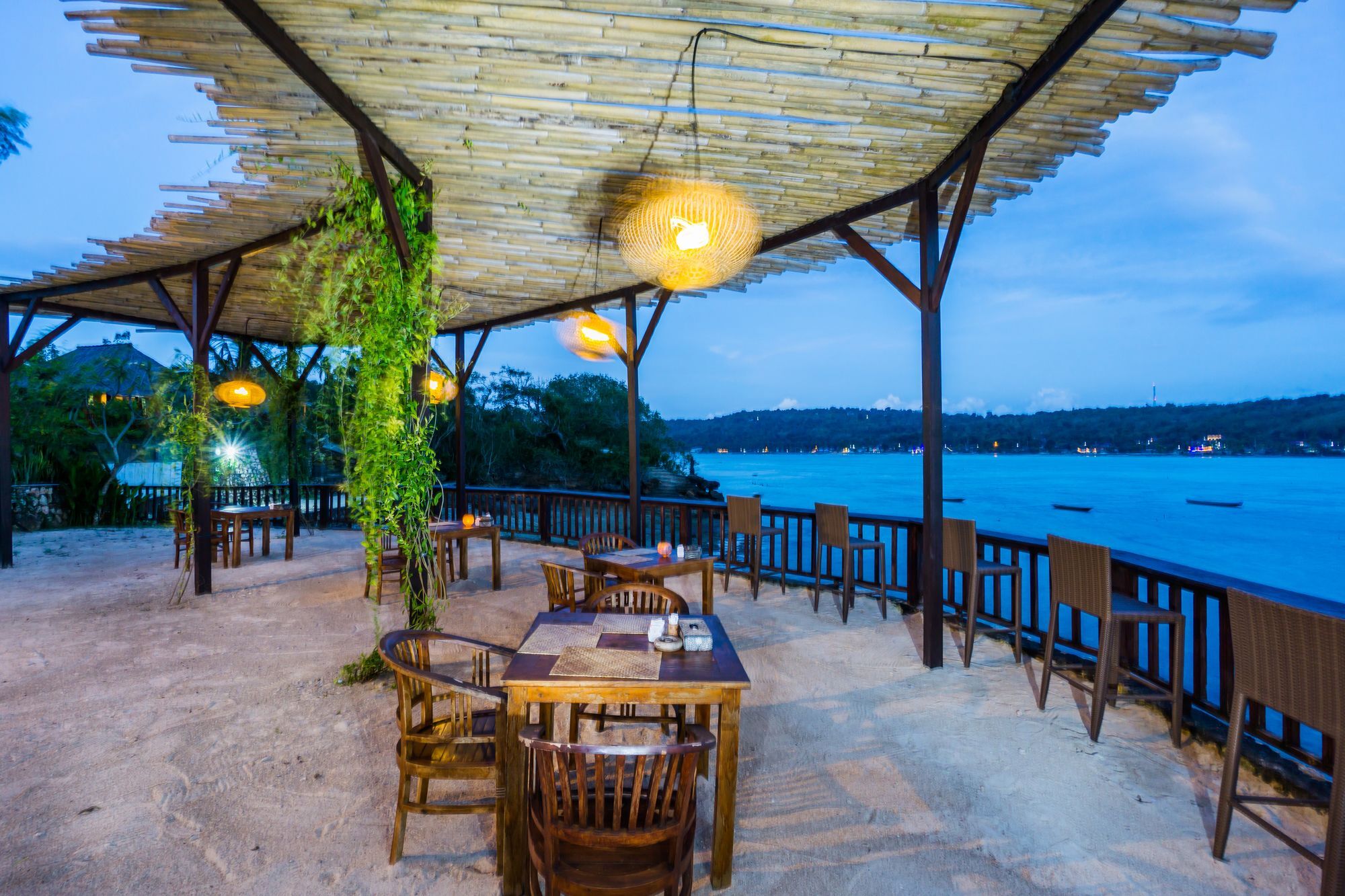 Laguna Reef Huts Nusa Lembongan  Bagian luar foto