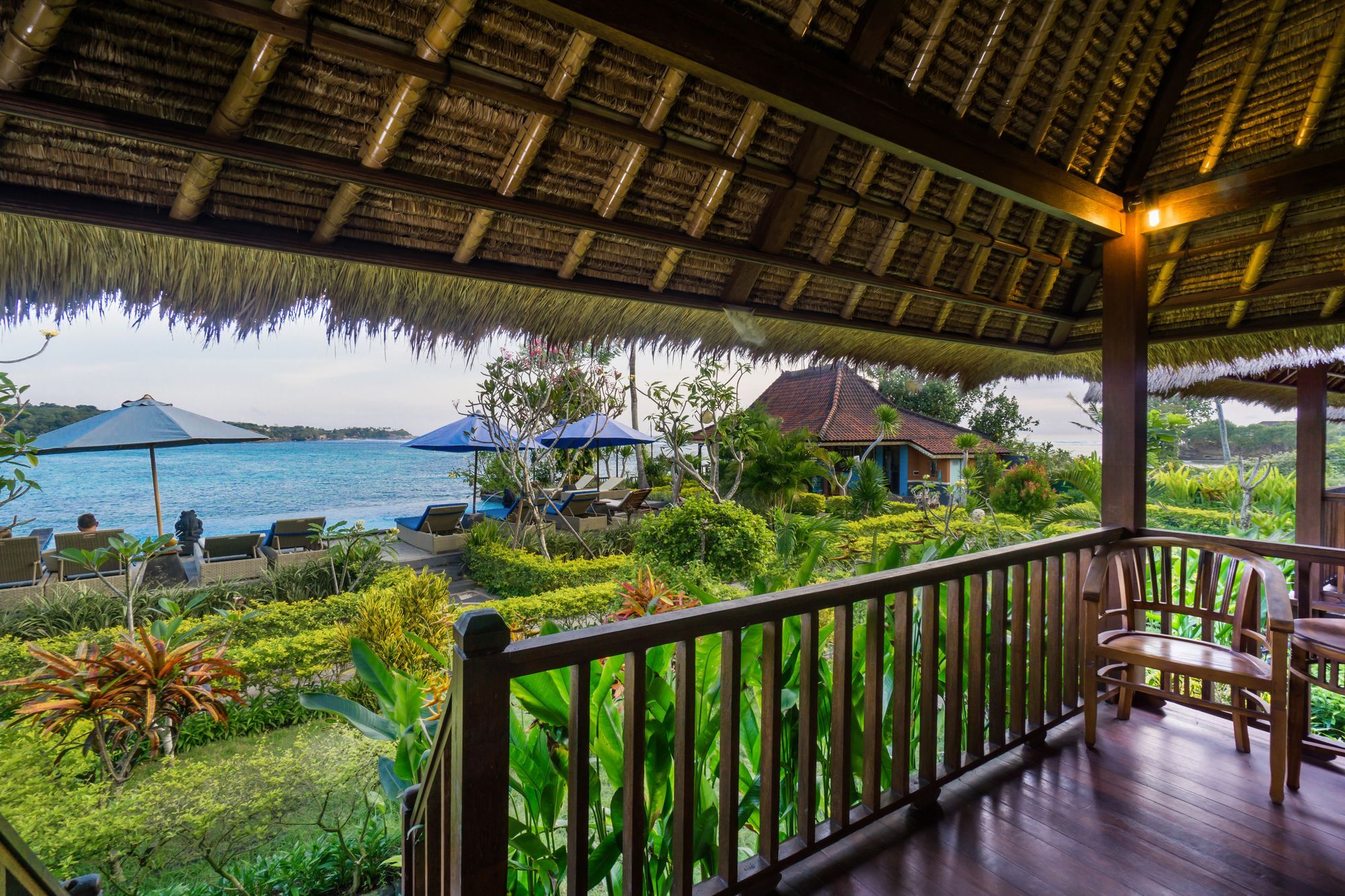 Laguna Reef Huts Nusa Lembongan  Bagian luar foto